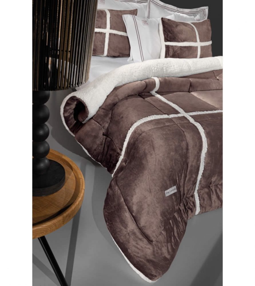 Κουβερτοπάπλωμα με γουνάκι Υπέρδιπλο ASTRA COCOA της Guy Laroche (220x240)
