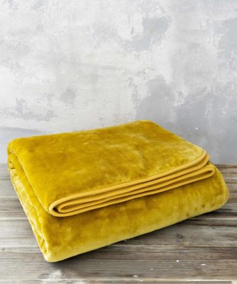 Κουβέρτα Βελουτέ Coperta της NIMA HOME - Mustard Beige
