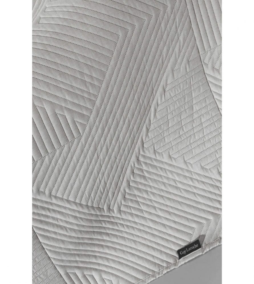 Κουβερλί King Size (250x240) με μαξιλαροθήκη φιγούρας (45x45) SOLETO GREY της Guy Laroche (250x240)