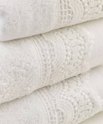 Σετ (3τμχ) Πετσέτες Μπάνιου Arabesk Λευκό της BOREA
